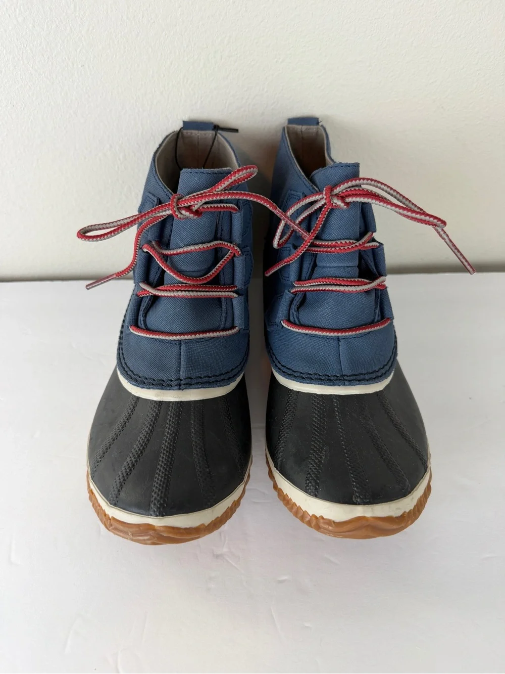 Sorel Out N About NWT Duck Booties